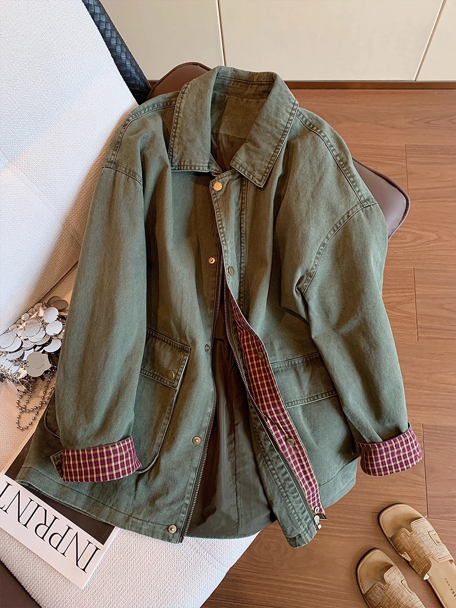 แจ็คเก็ตยีนส์สีเขียวทหารสไตล์ว - Down Jacket Packable บทวิจารณ์และราคา